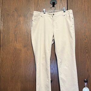 Khaki Chicos Jeans